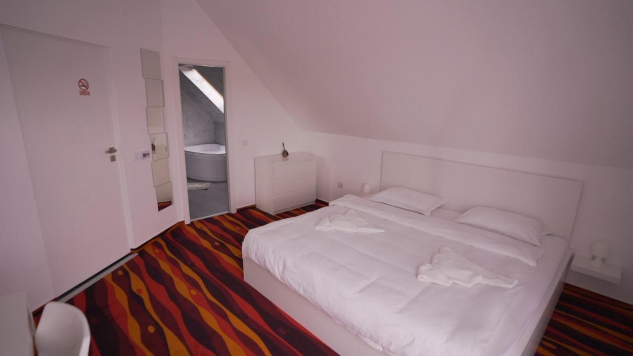 Vivo House Bed & Breakfast Târgu-Mureş Dış mekan fotoğraf