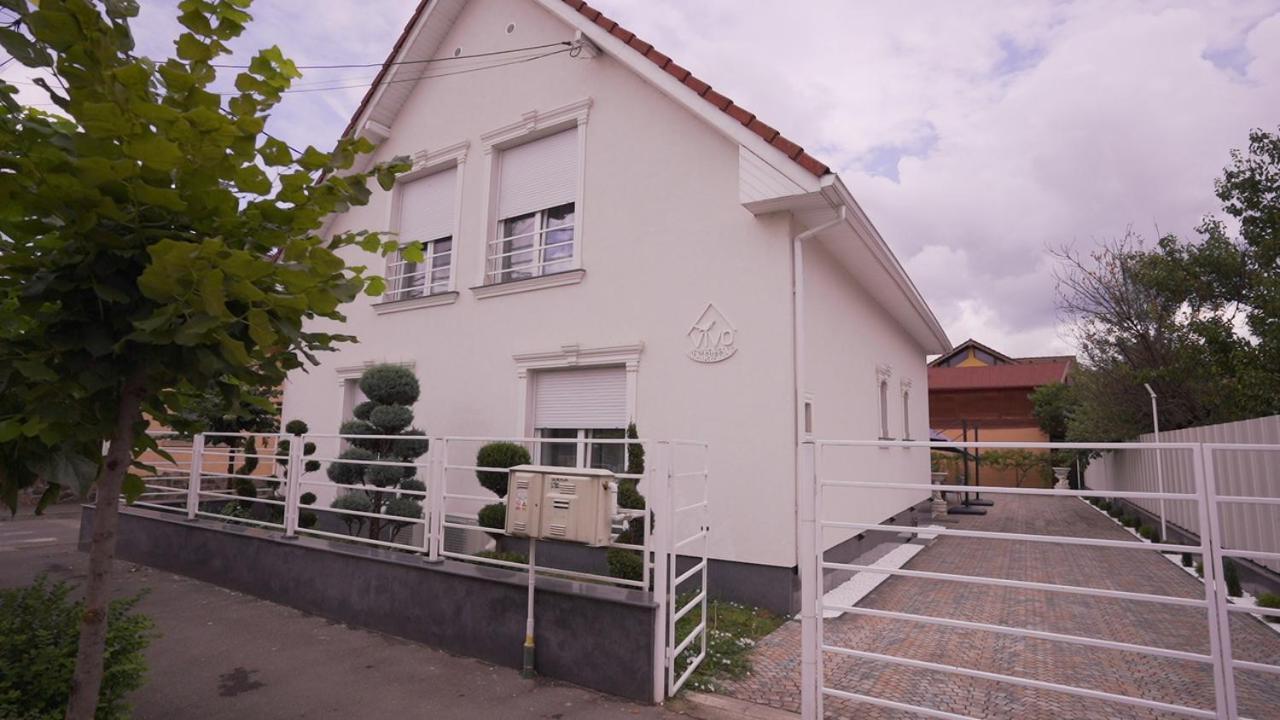 Vivo House Bed & Breakfast Târgu-Mureş Dış mekan fotoğraf