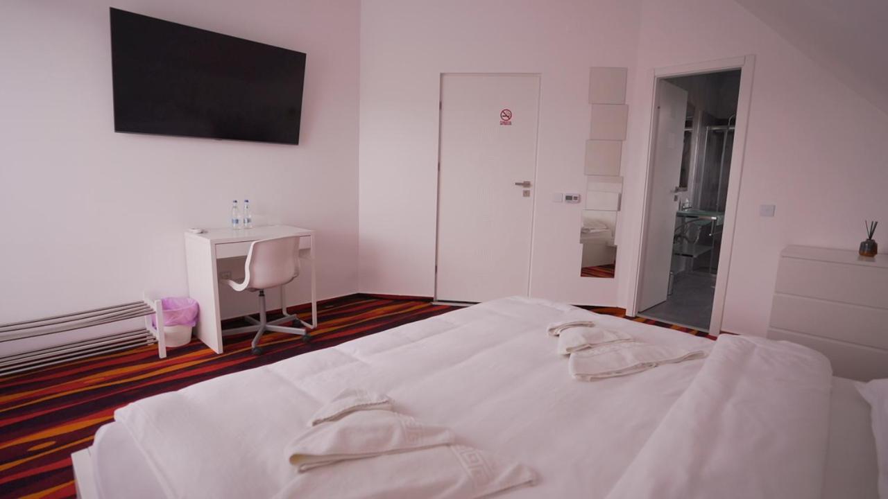 Vivo House Bed & Breakfast Târgu-Mureş Dış mekan fotoğraf